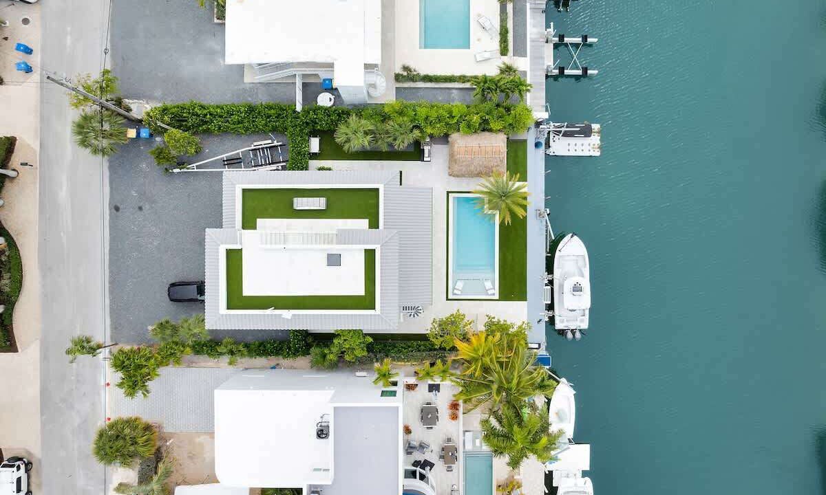 Photo of Outdoor in Venetian Shores