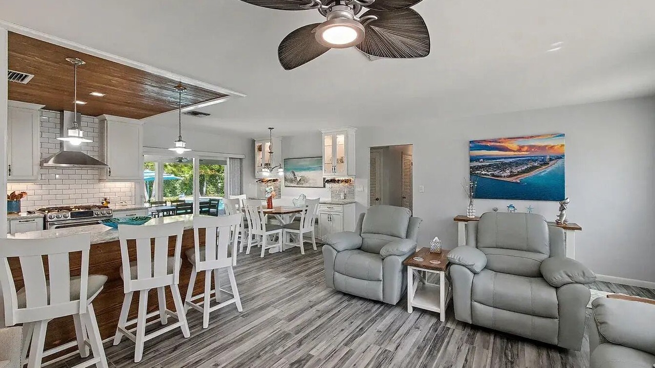 Photo of Others in Palm Beach Shores
