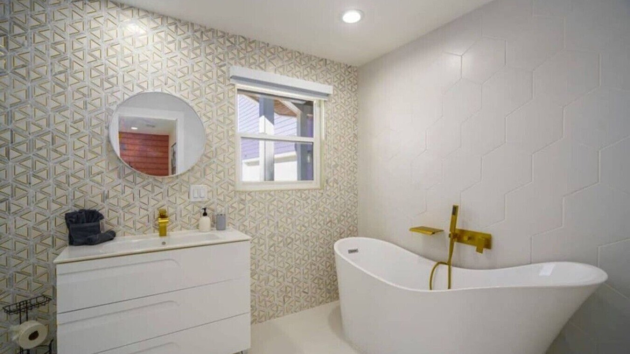 Photo of Bathroom in St. Lucie Village