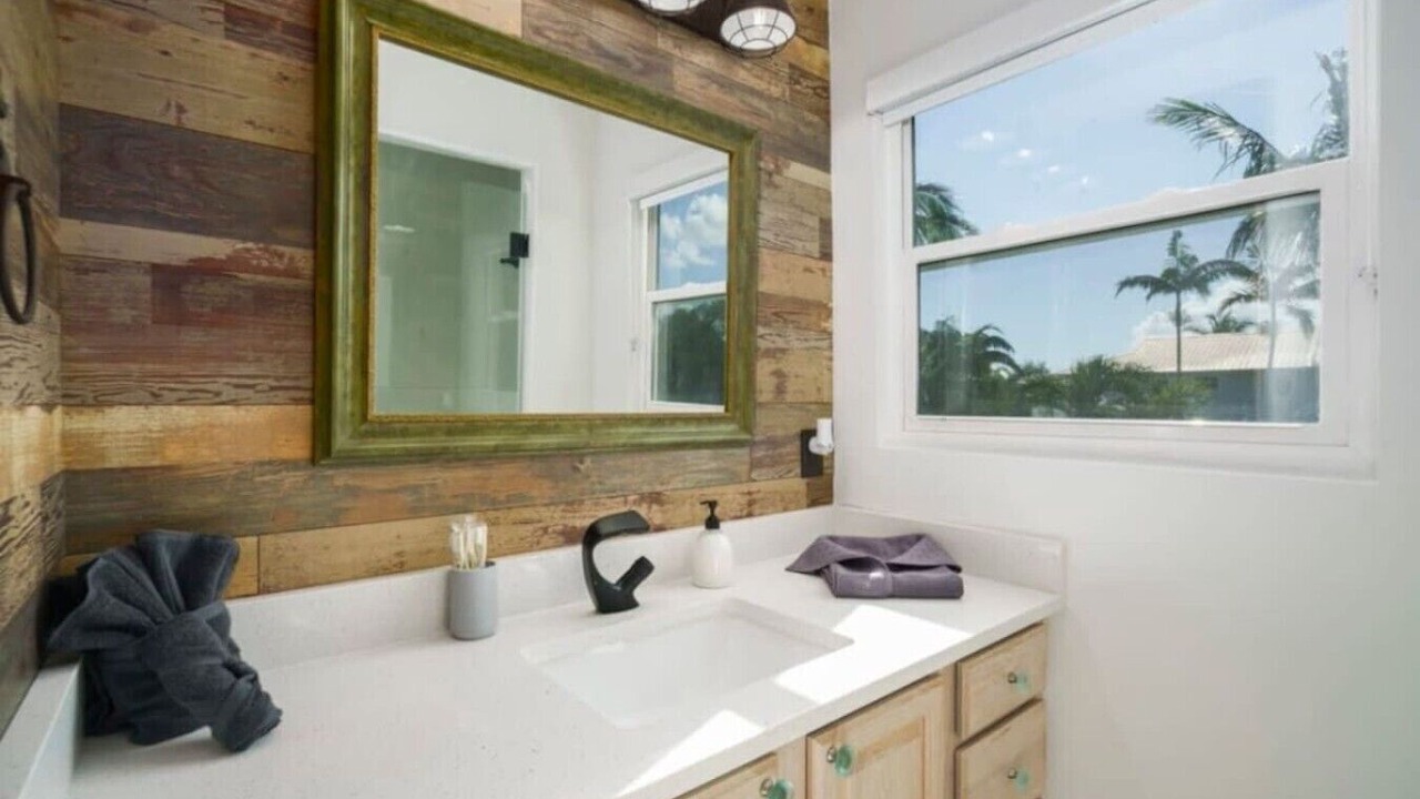Photo of Bathroom in St. Lucie Village