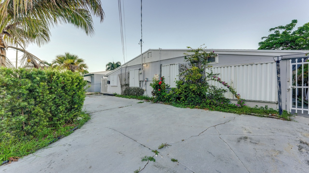 Photo of Outdoor in North Central Hollywood