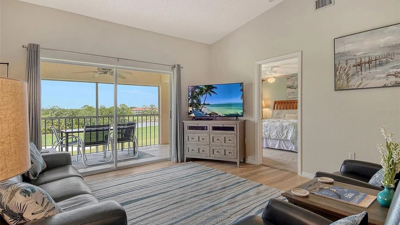 Photo of Livingroom in Palmer Ranch