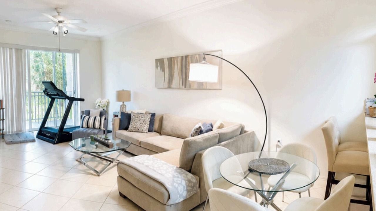 Photo of Livingroom in Estero