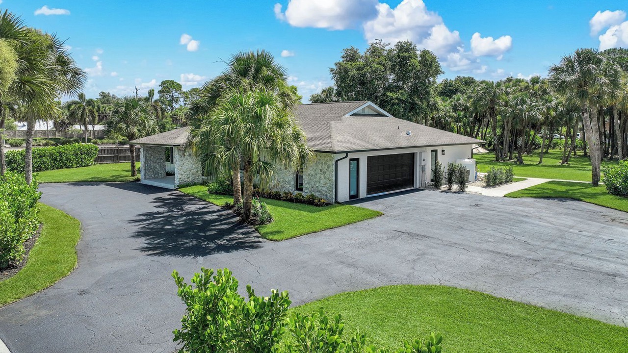 Photo of Outdoor in Central Naples