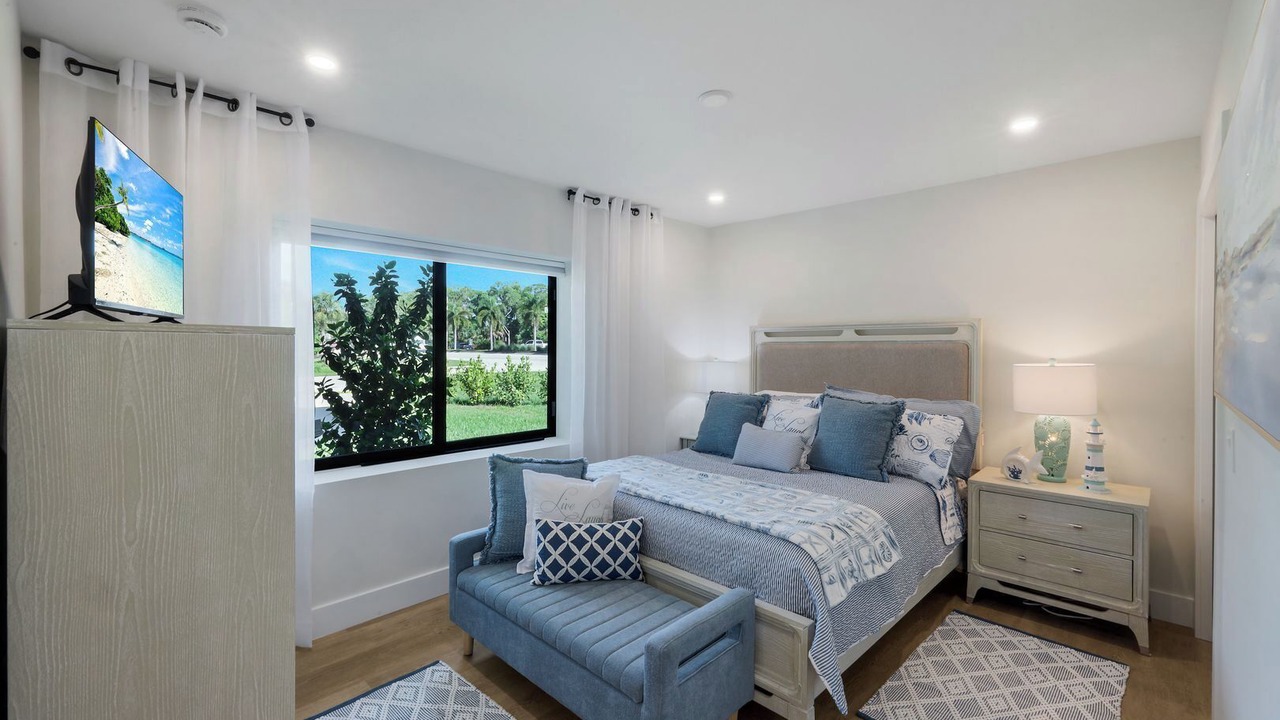 Photo of Bedroom in Central Naples