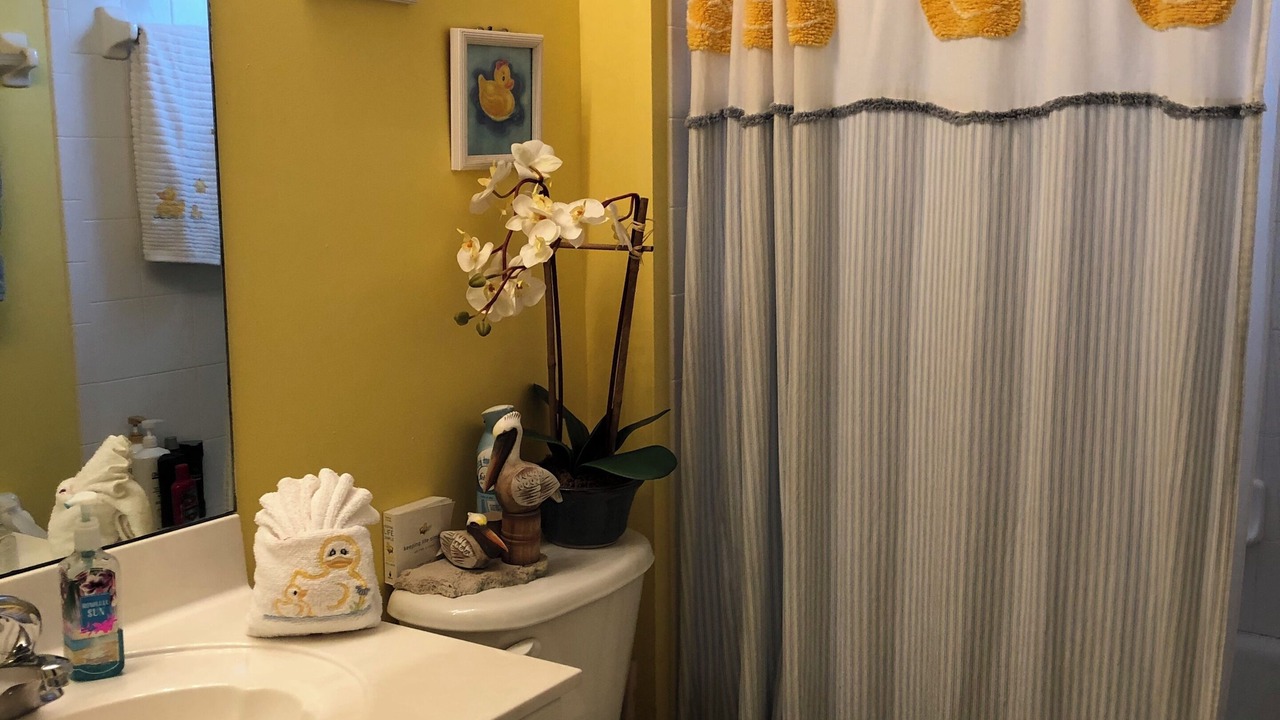 Photo of Bathroom in Biggar