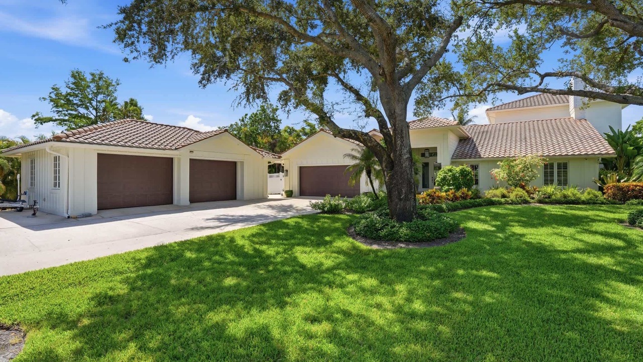 Photo of Outdoor in Estero
