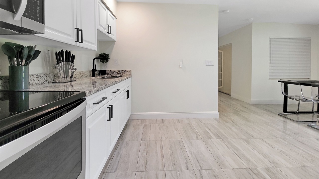 Photo of Kitchen in Town N County Park