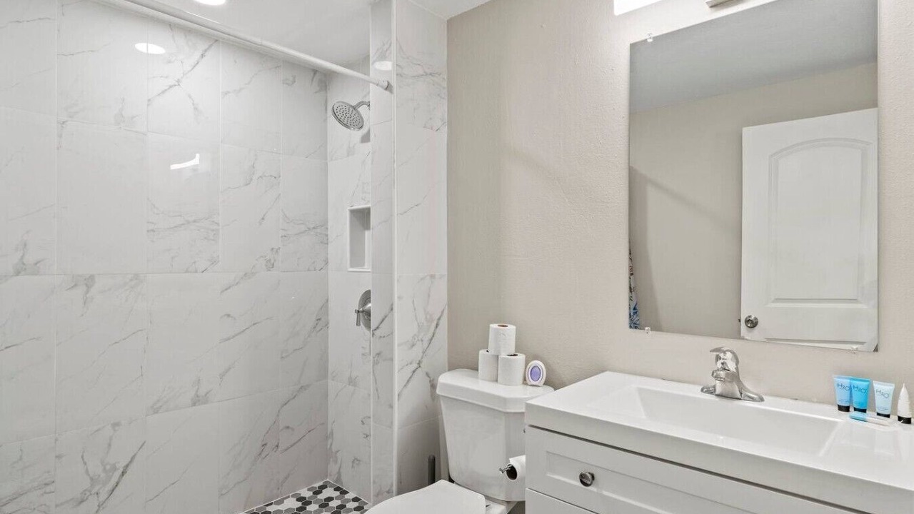 Photo of Bathroom in Englewood