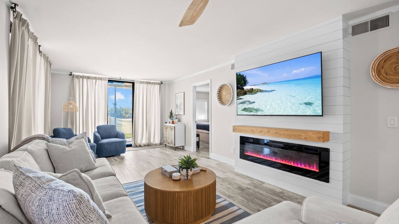 Photo of Livingroom in Hutchinson Island South