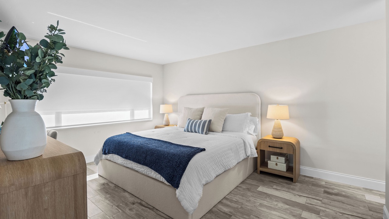 Photo of Bedroom in Hutchinson Island South
