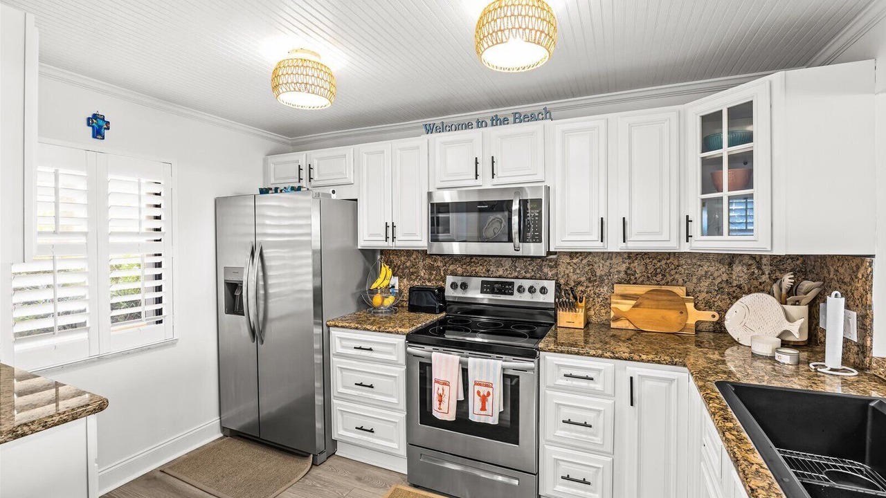 Photo of Kitchen in Hutchinson Island South