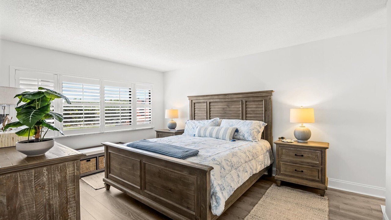 Photo of Bedroom in Hutchinson Island South