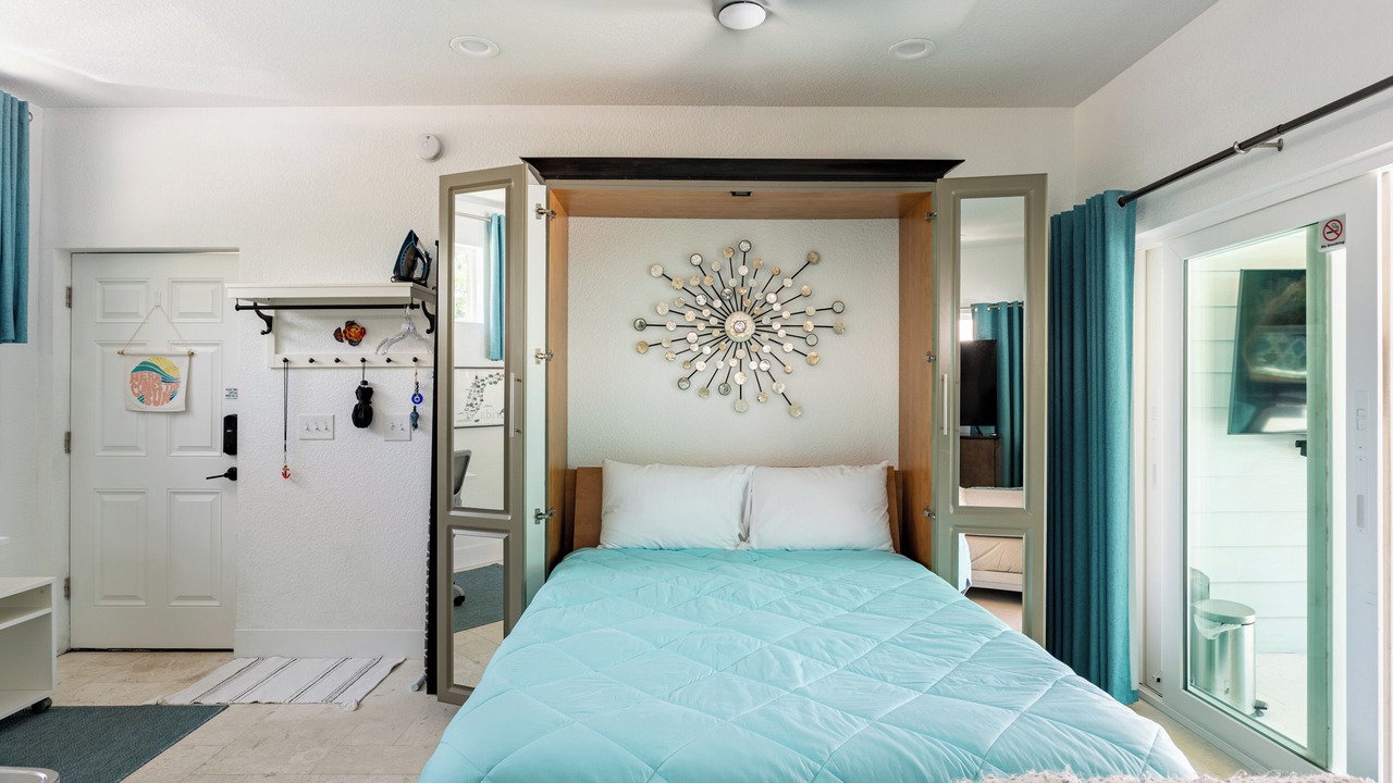 Photo of Bedroom in United Central
