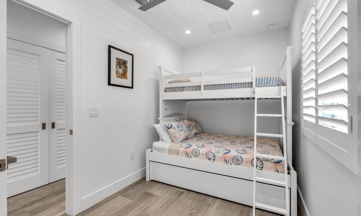 Photo of Bedroom in Cross Key Waterways