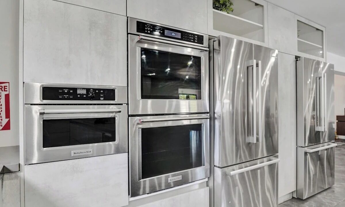 Photo of Kitchen in Hollywood Hills