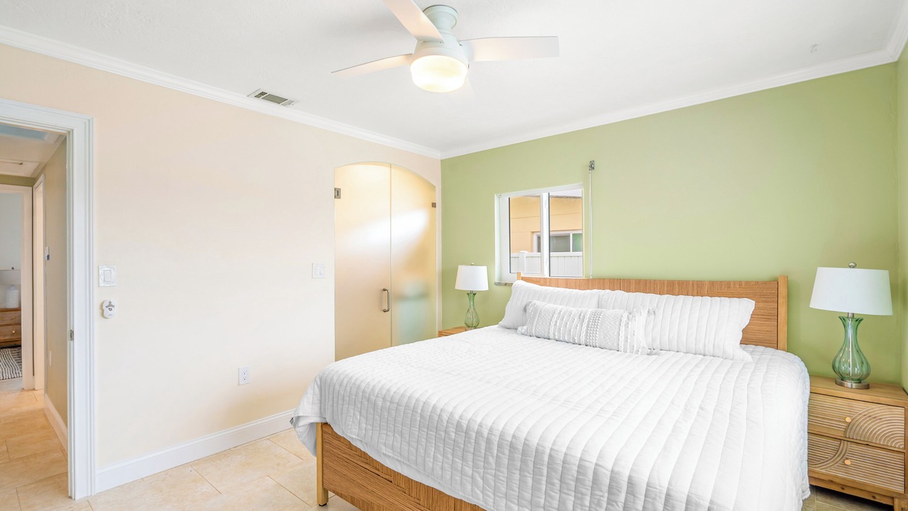 Photo of Bedroom in Redington Beach