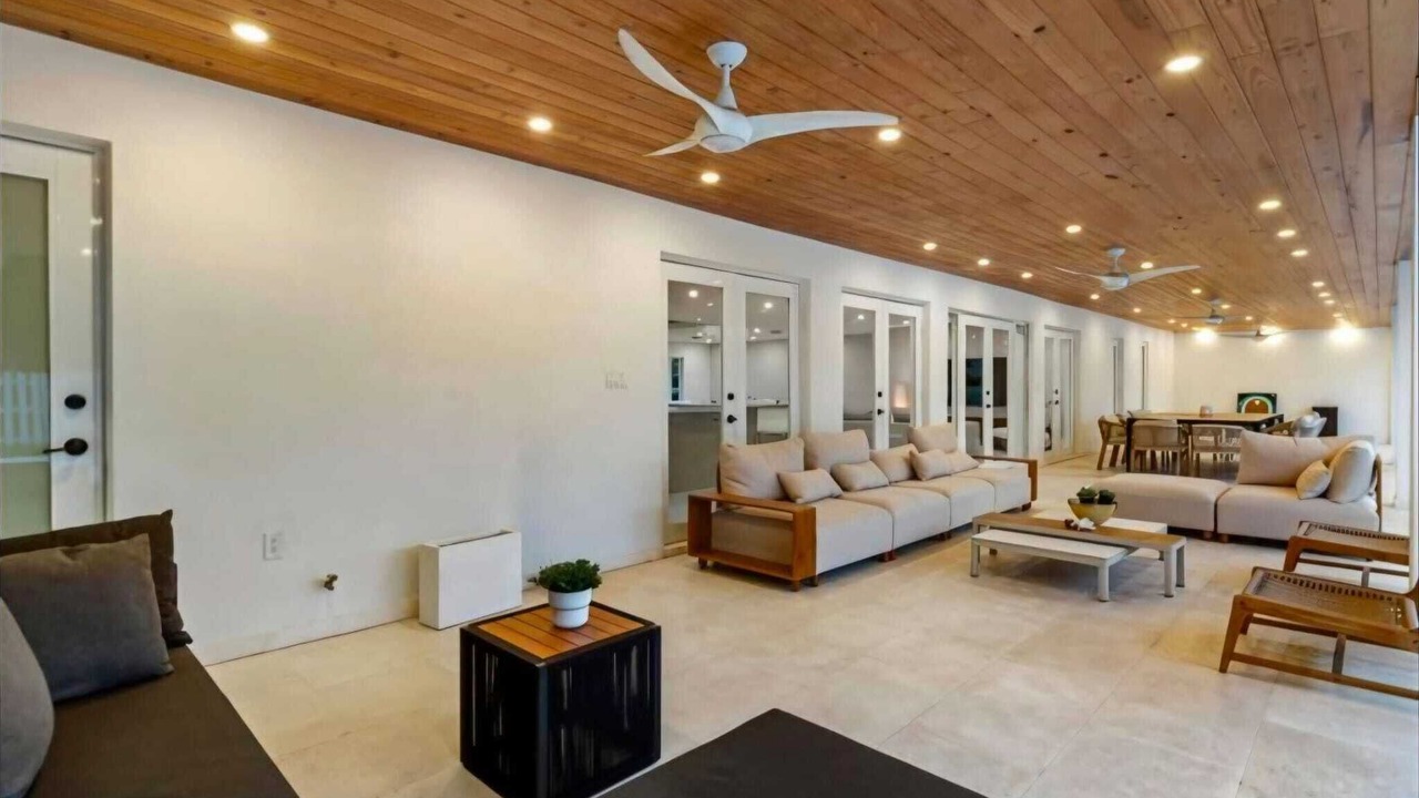 Photo of Livingroom in Palmetto Bay