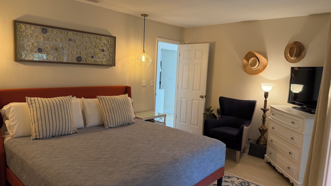 Photo of Bedroom in Bayou Oaks
