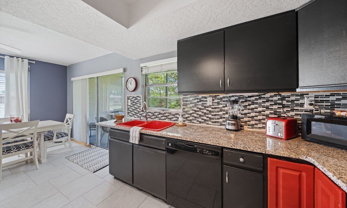 Photo of Kitchen in South Patrick Shores