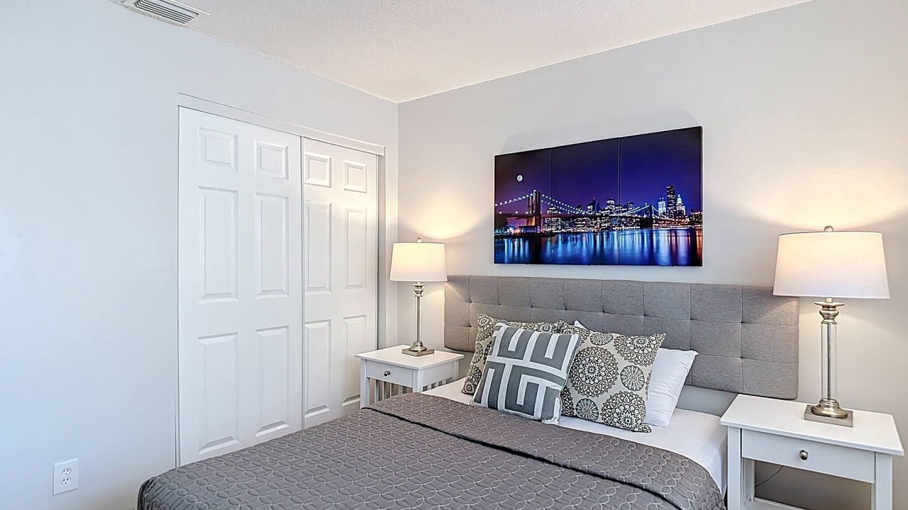 Photo of Bedroom in St. Petersburg - Clearwater