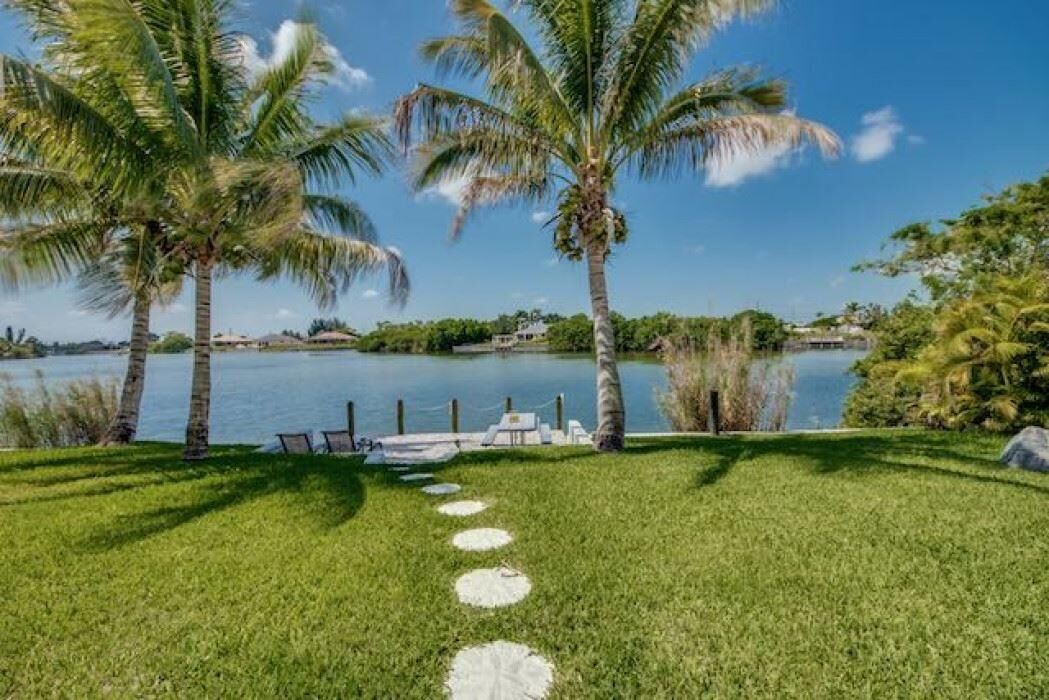 Photo of Outdoor in Diplomat