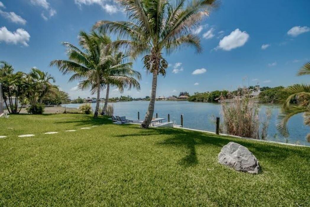 Photo of Outdoor in Diplomat