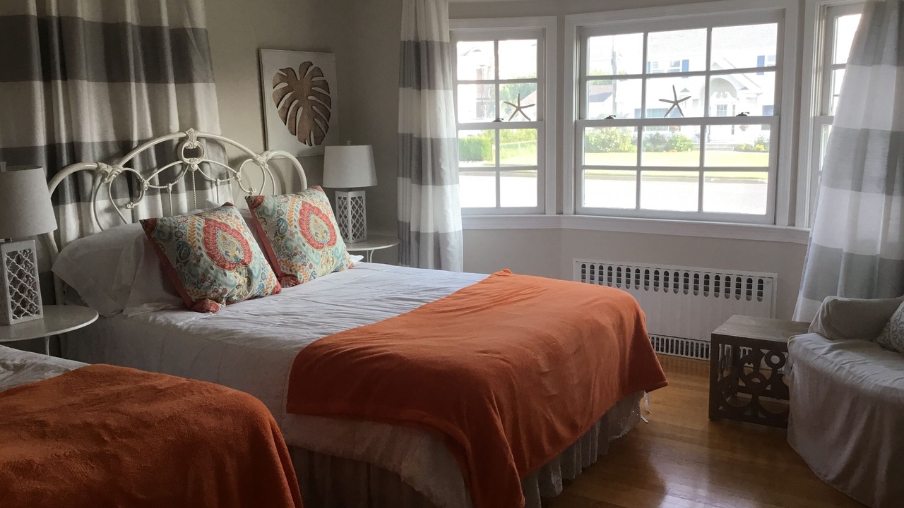 Photo of Bedroom in Spring Lake