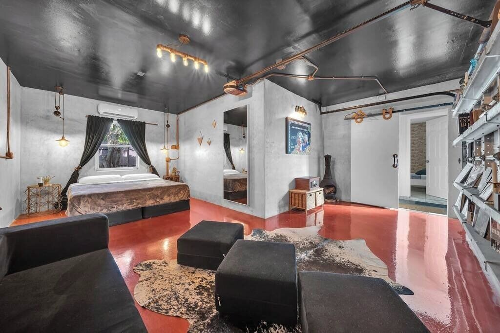 Photo of Bedroom in North Miami