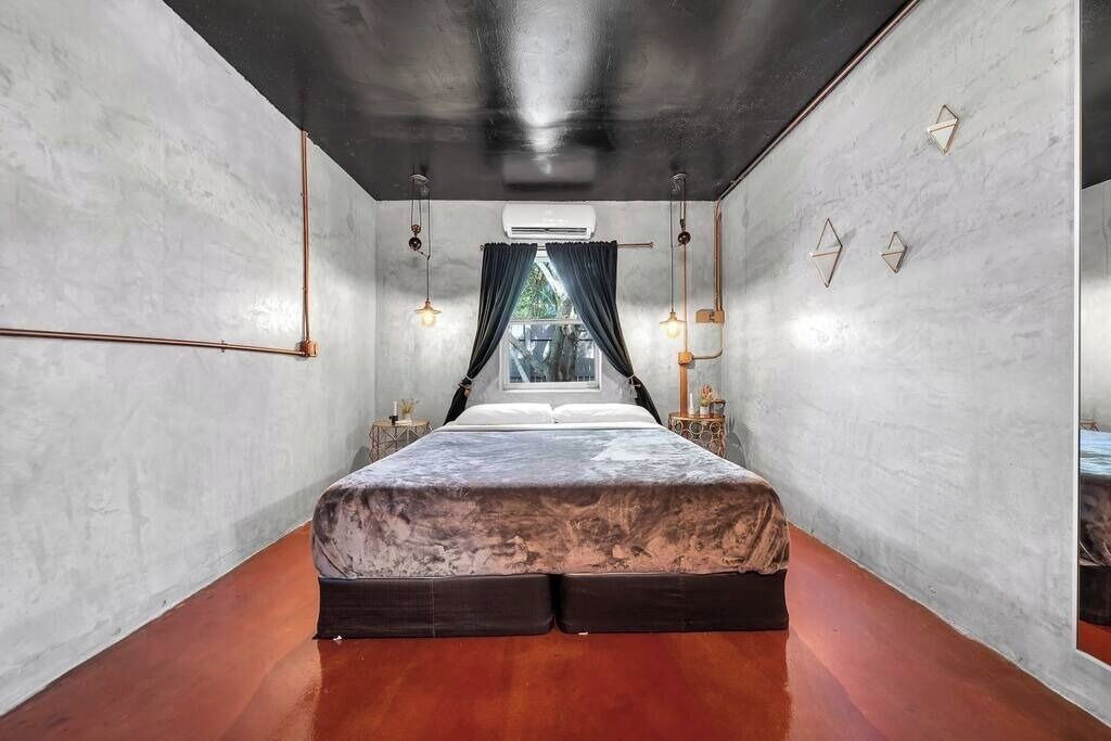 Photo of Bedroom in North Miami