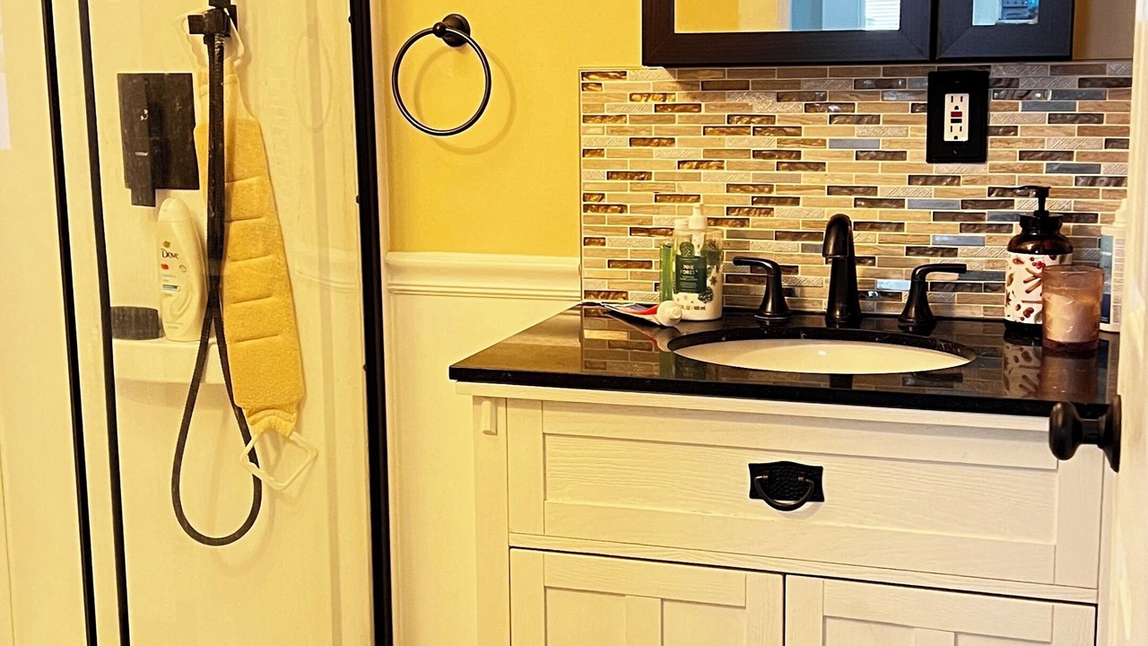 Photo of Bathroom in Long Branch