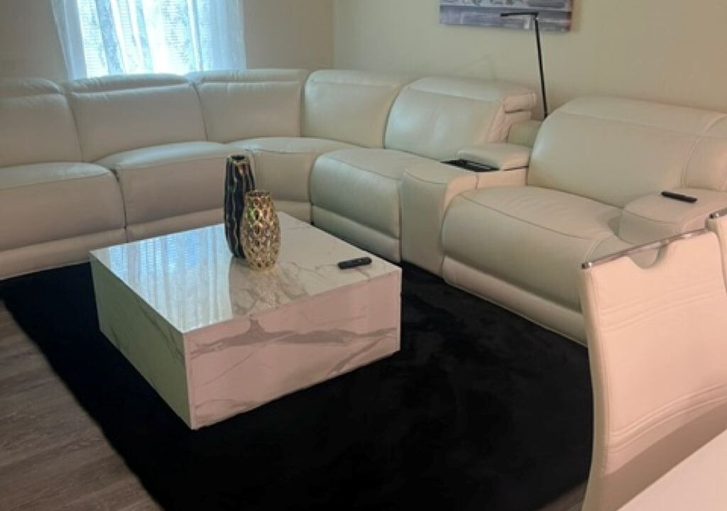 Photo of Livingroom in LaBelle