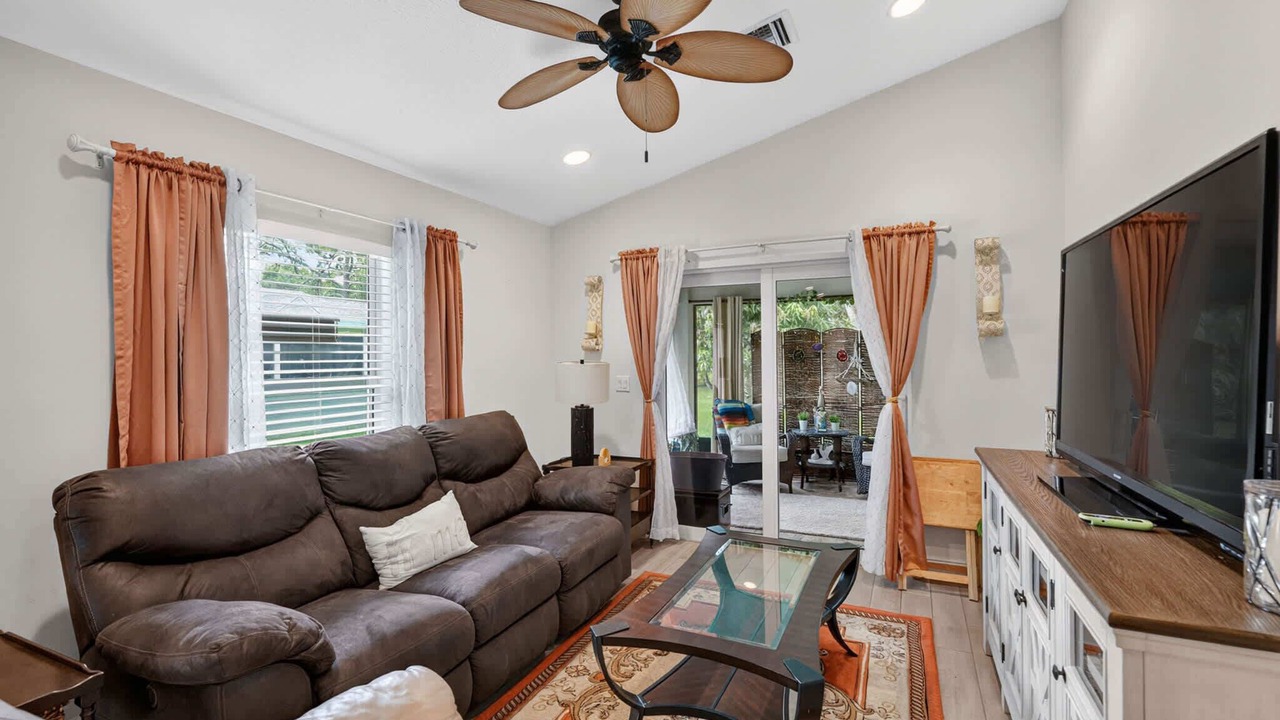 Photo of Bedroom in Jupiter Farms