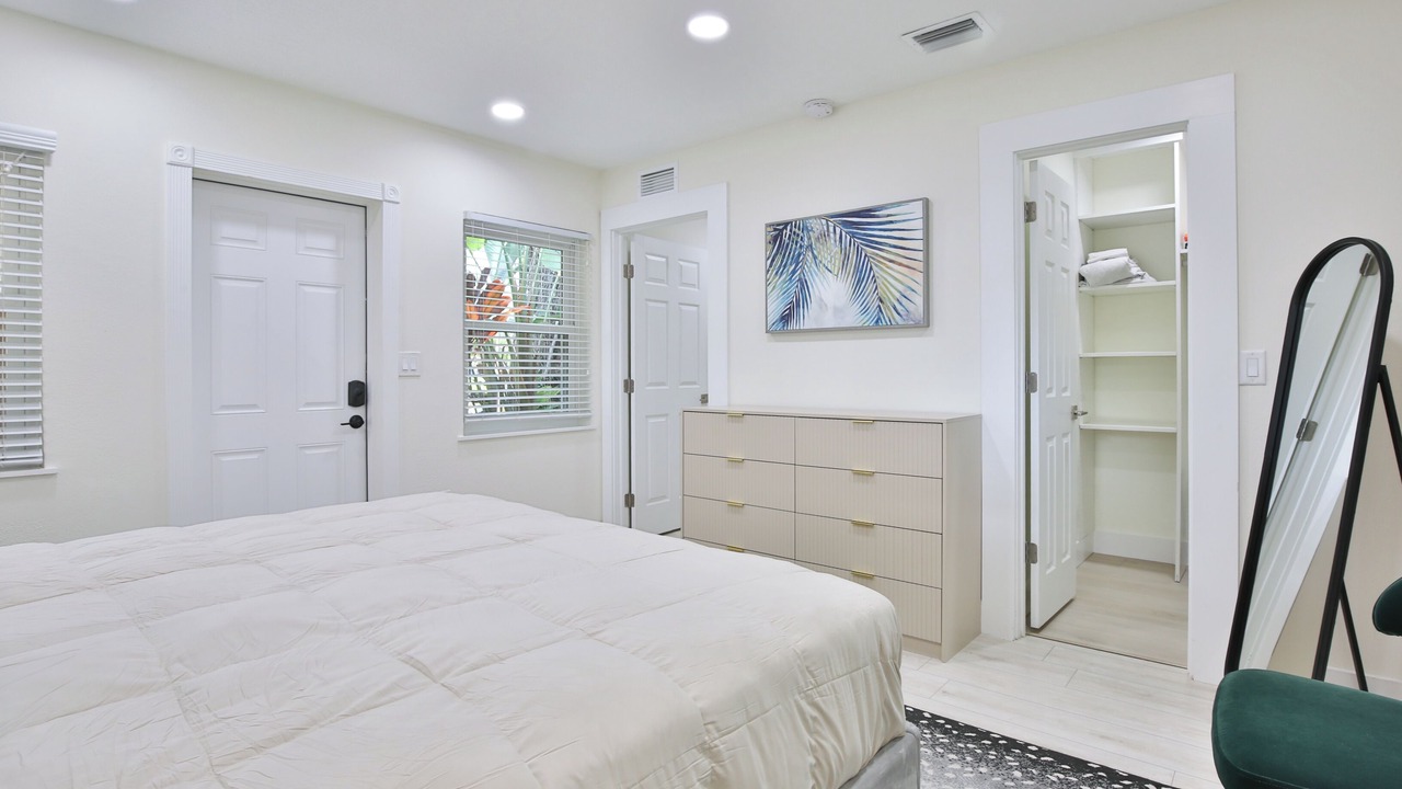 Photo of Bedroom in Downtown
