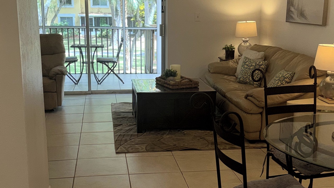 Photo of Livingroom in Bayview