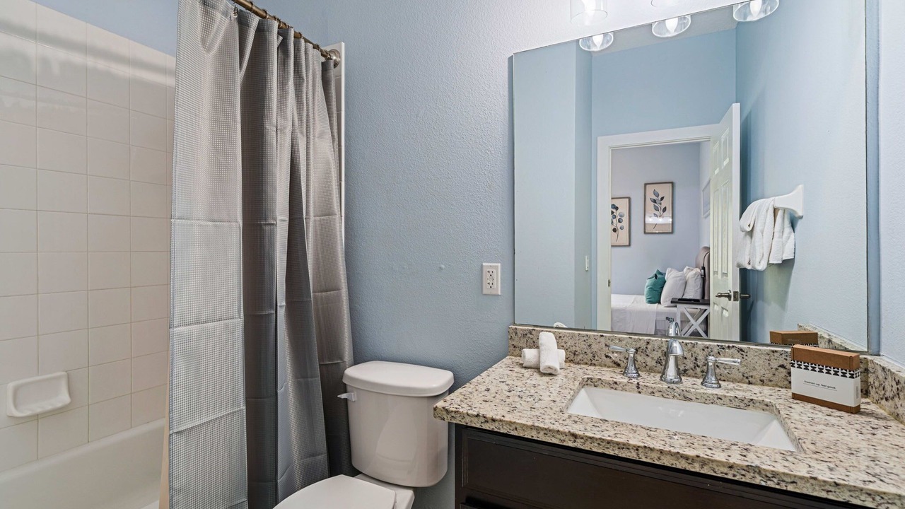 Photo of Bathroom in Highgate Park