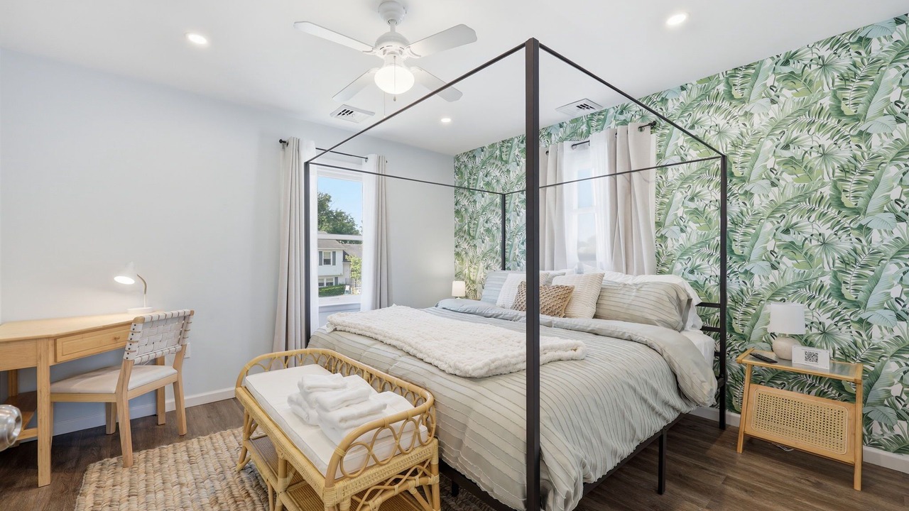 Photo of Bedroom in Town Bank