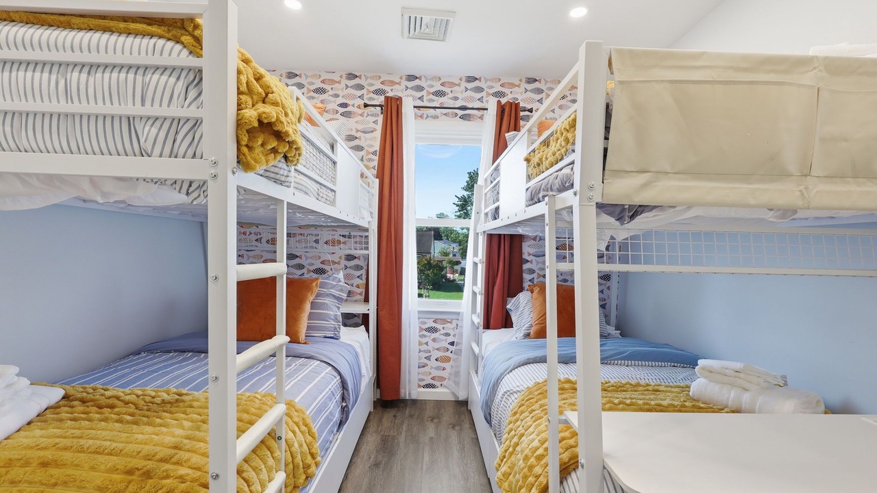 Photo of Bedroom in Town Bank