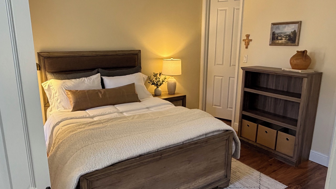 Photo of Bedroom in Ave Maria