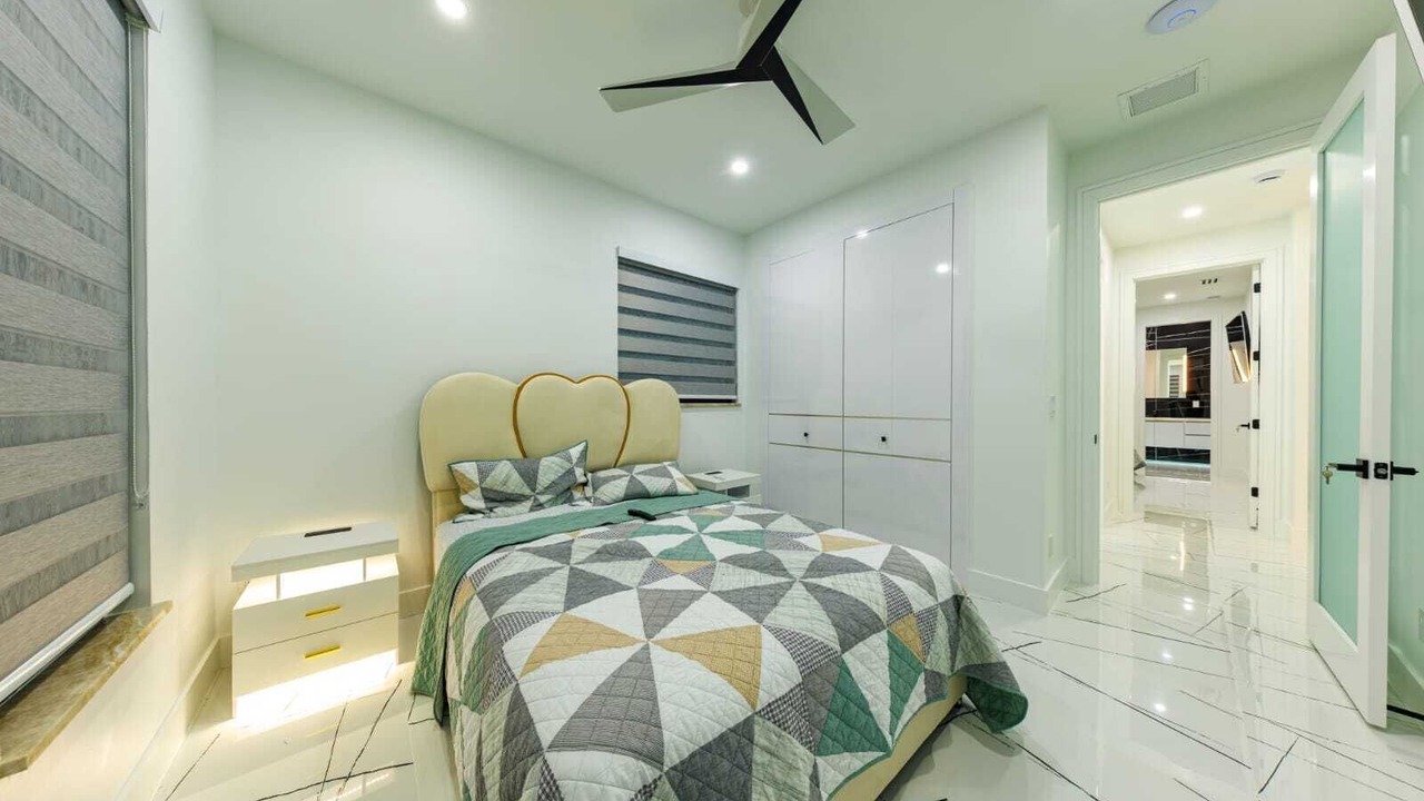 Photo of Bedroom in Joel