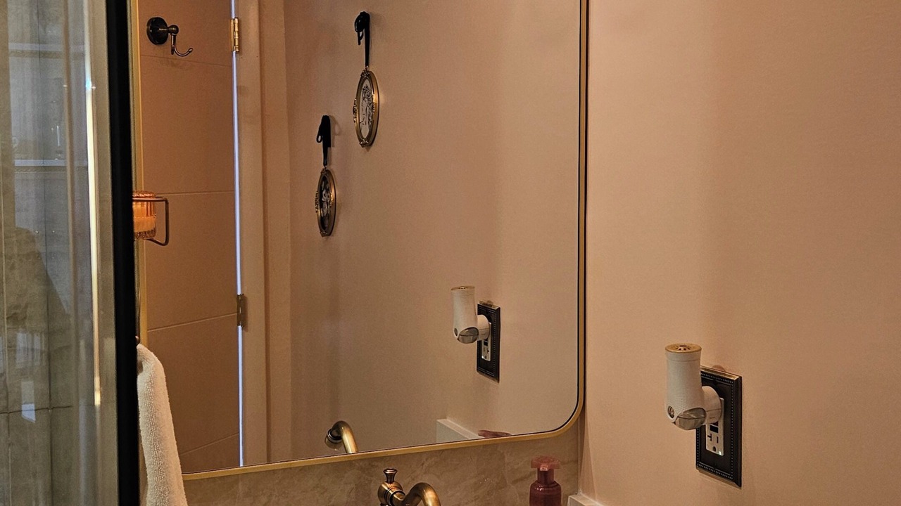 Photo of Bathroom in North Andrews Gardens
