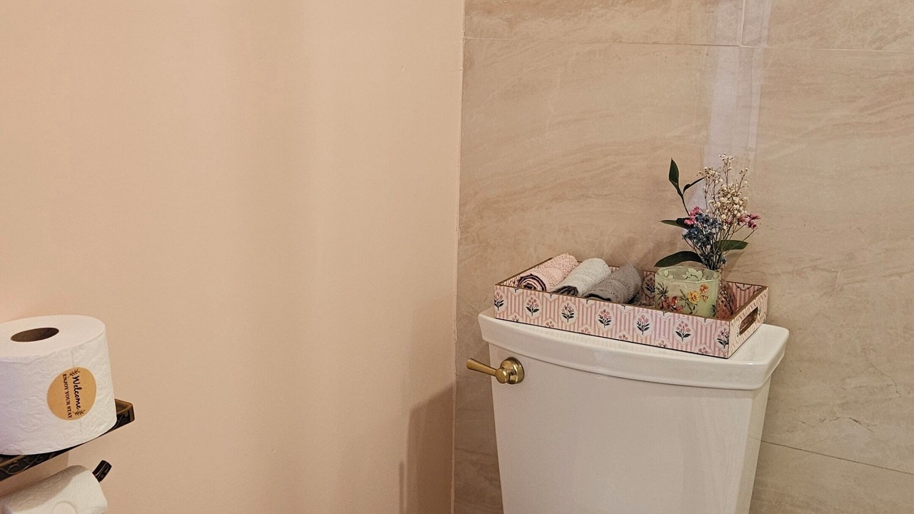 Photo of Bathroom in North Andrews Gardens