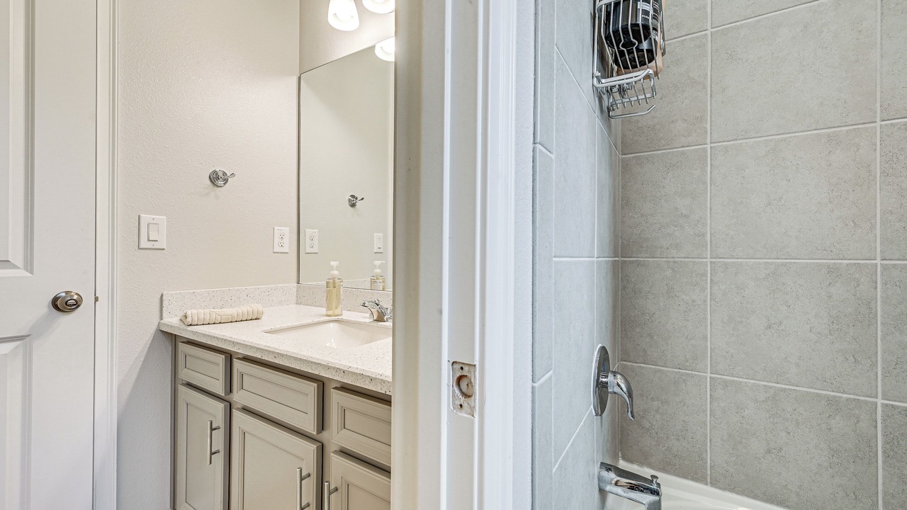 Photo of Bathroom in Valrico
