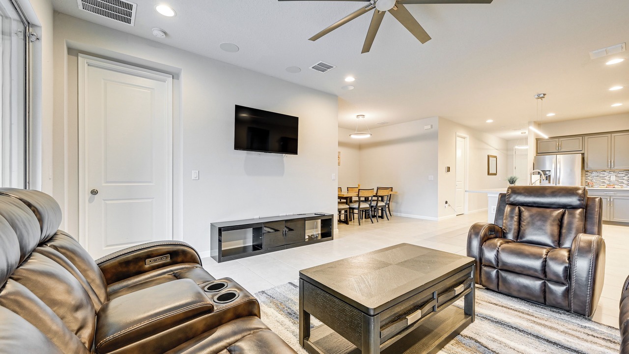 Photo of Livingroom in Valrico