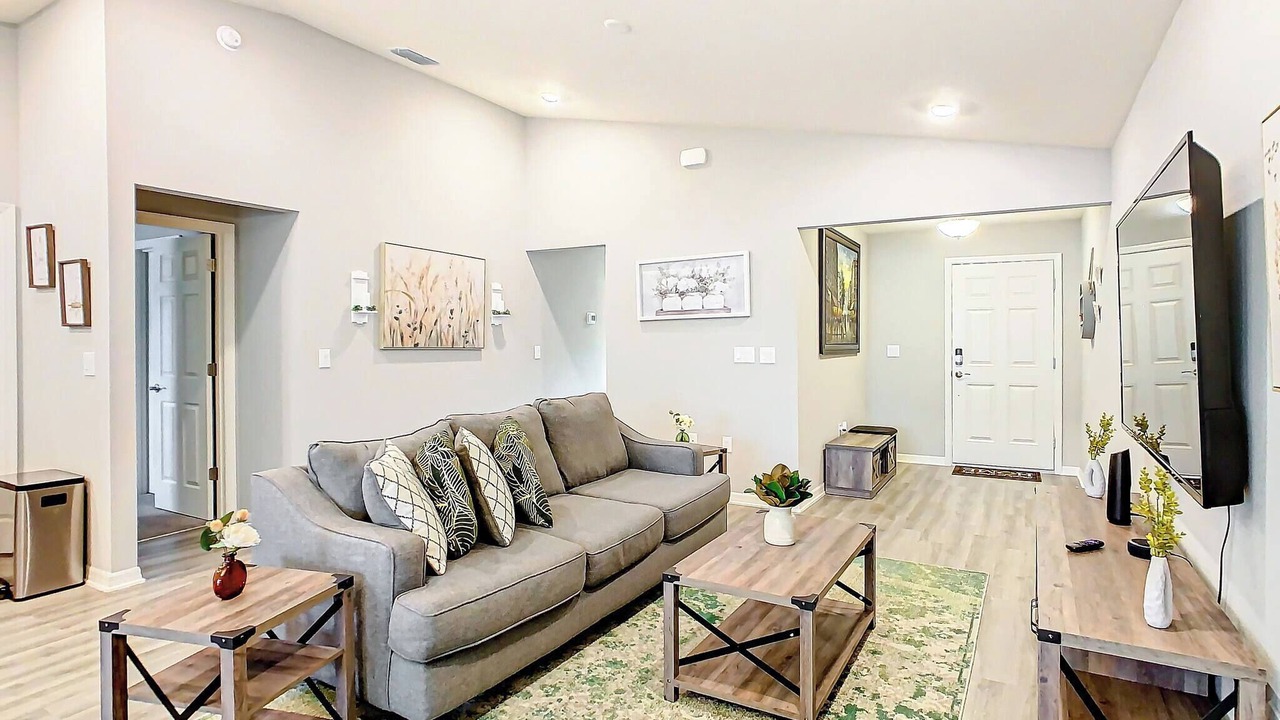 Photo of Livingroom in Auburndale