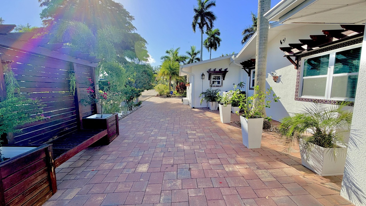 Photo of Outdoor in Edison Park Historic District