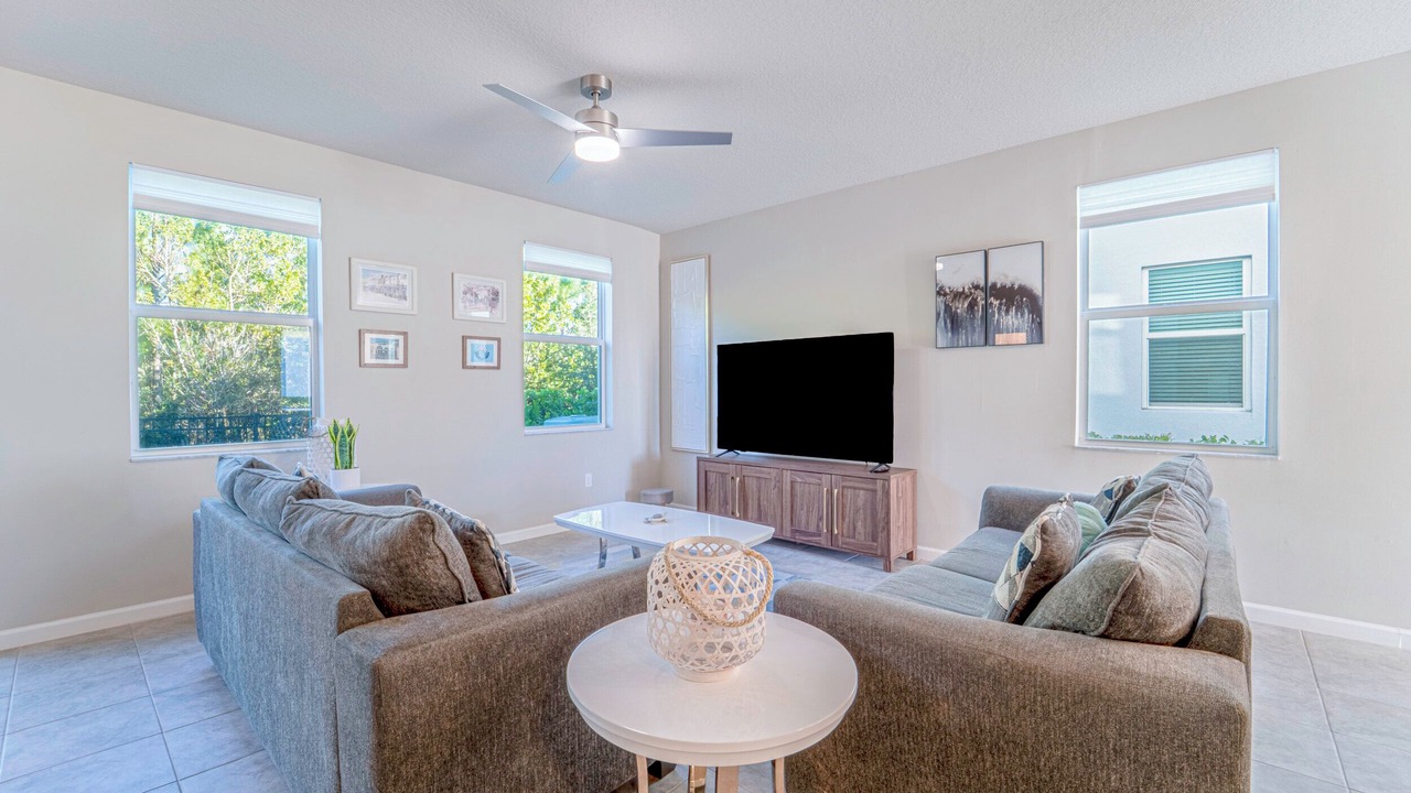 Photo of Livingroom in Jensen Beach