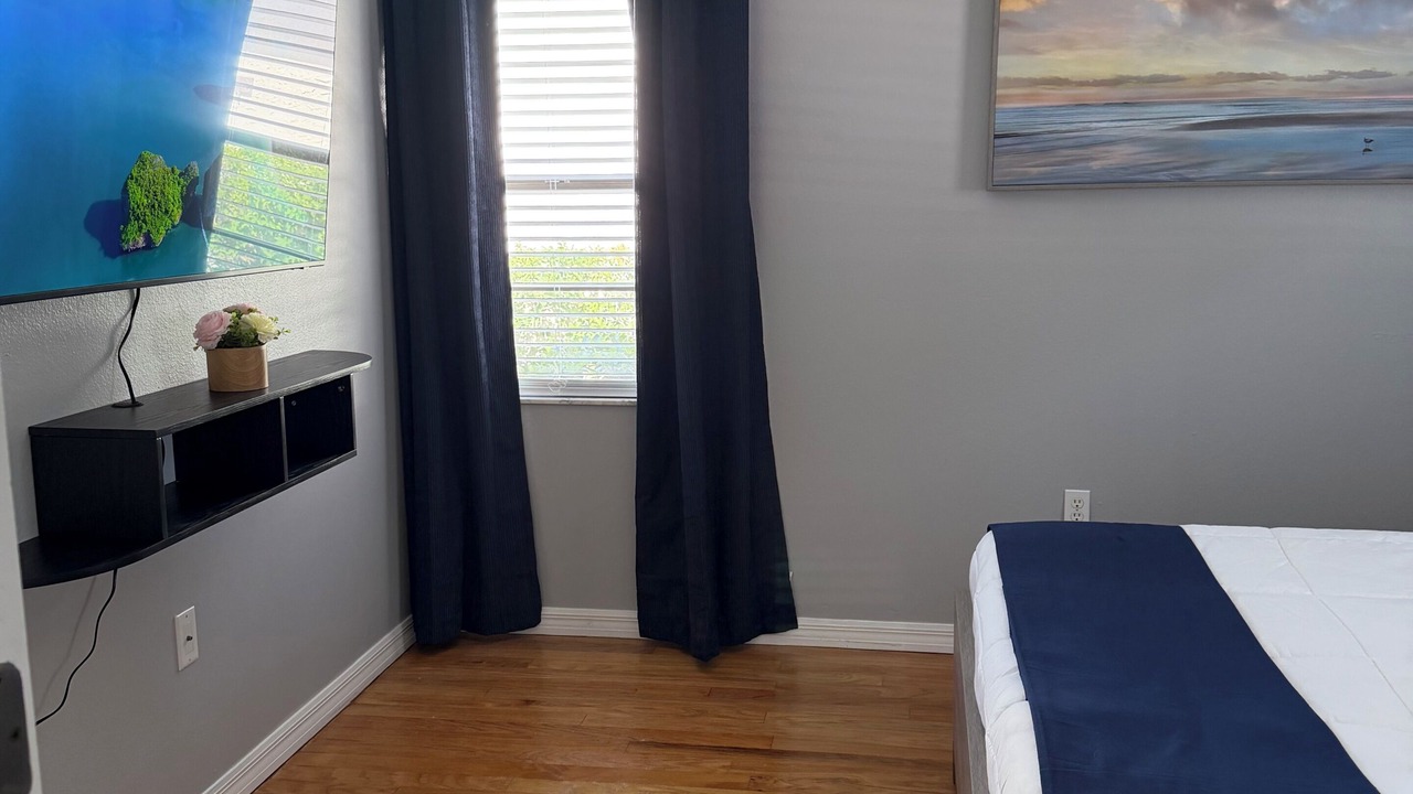 Photo of Bedroom in Crystal Lake
