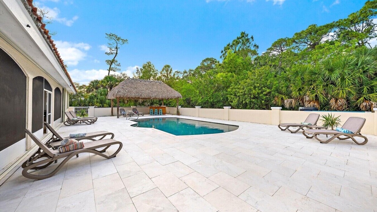 Photo of Outdoor in Jupiter Farms