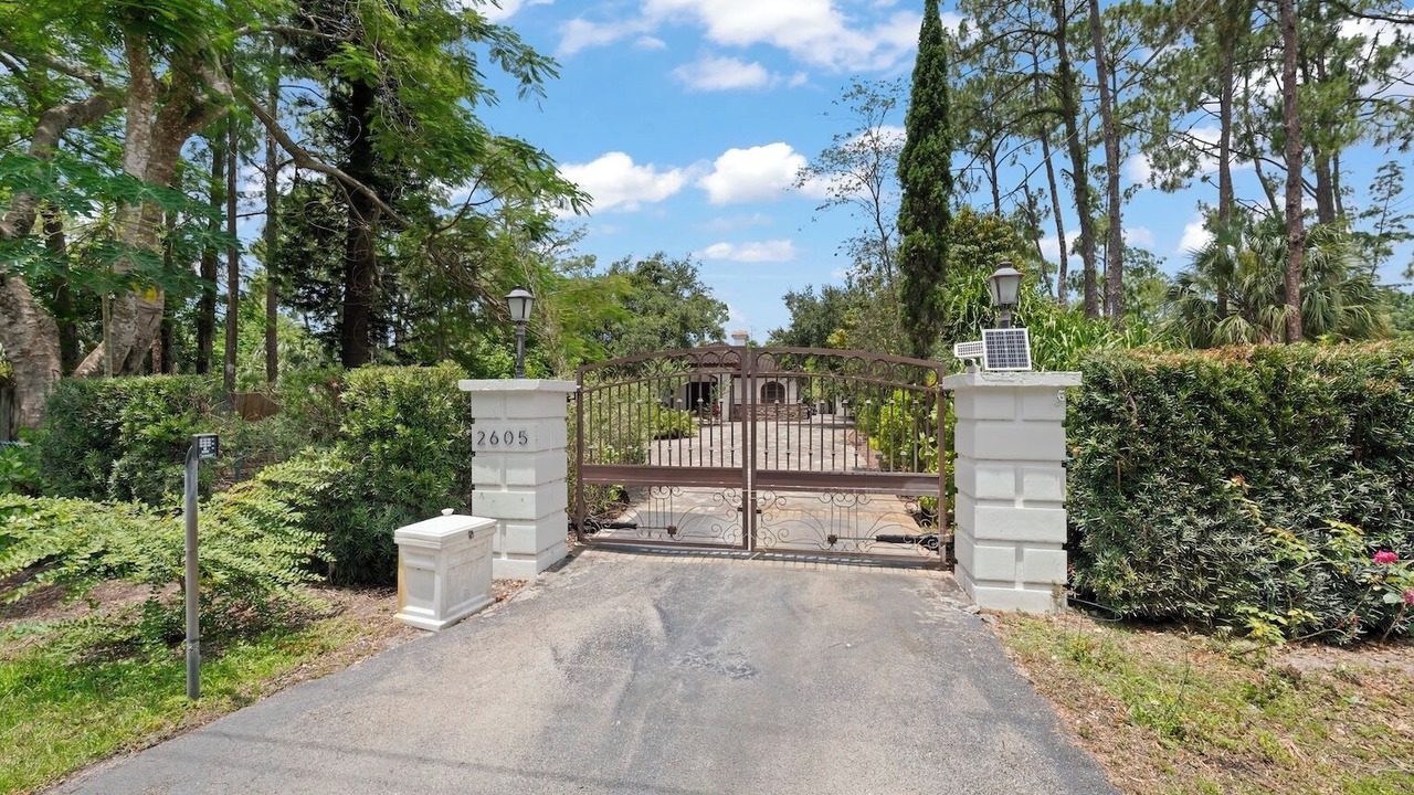 Photo of Outdoor in Central Naples